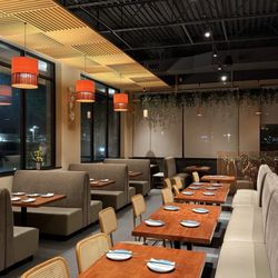Peter Chang Gaithersburg - Seating