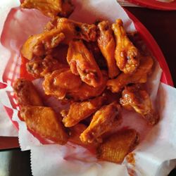 Klimek's Tavern - Hot wings