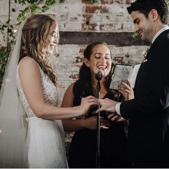 Arc Weddings - Williamsburg wedding - Officiants Near Me Arc Weddings - Williamsburg wedding - Officiants Near Me