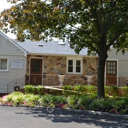 Lyle M Back, MD - Our Private Entrance