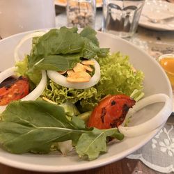Cafe Mary Grace - Local greens with calamansi vinaigrette instead of the chili daing dressing.