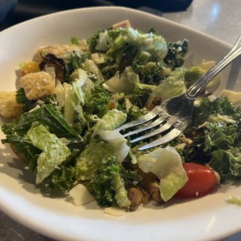 Yard House - Kale Caesar - New American Near Me - Burlington, Massachusetts