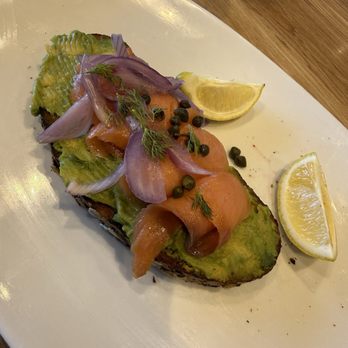 Broken Yolk Cafe - American Near Me - Glendora, California