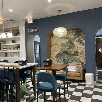 Sinya - Interior - Mediterranean Near Me - Chicago, Illinois Sinya - Interior - Mediterranean Near Me - Chicago, Illinois