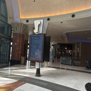 Fallsview Casino Resort - Resorts Near Me - Niagara Falls, Ontario