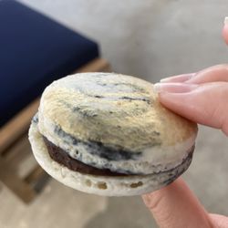 TigerBunny Treats - Drunk Samoas Macaron