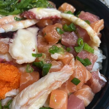 Poke Town - Very bland and unflavorful.  They gave me 3 pieces of shrimp LOL - Japanese Near Me - Norco, California