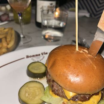 Bonne Vie Cafe & Bistro - Burger - French Near Me - Washington, DC, District of Columbia