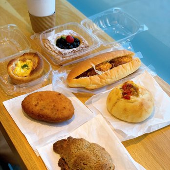 Tokyo Premium Bakery - Mixed berries, bacon egg, potato croquette, beef curry, tuna, early grey croissant - Bakeries Near Me - Denver, Colorado Tokyo Premium Bakery - Mixed berries, bacon egg, potato croquette, beef curry, tuna, early grey croissant - Bakeries Near Me - Denver, Colorado