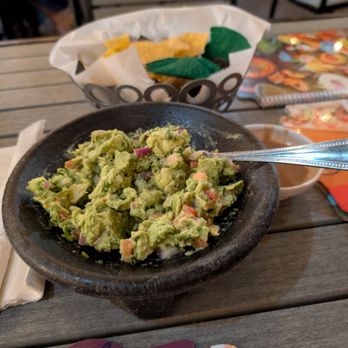 Las Carretas Mexican Restaurant  - Table side guacamole and chips - Mexican Near Me - Winter Park, Florida