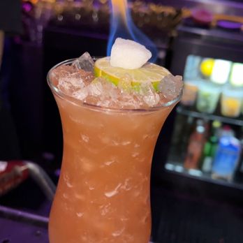 Merchant and Trade - Cocktail Bars Near Me - Charlotte, North Carolina