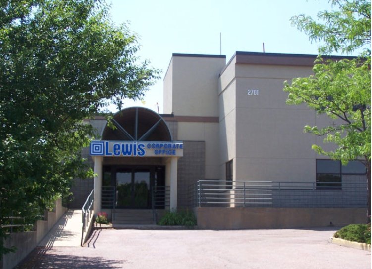 LEWIS DRUG Updated October 2024 2901 S Minnesota Ave, Sioux Falls