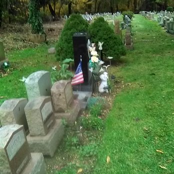 Bideawee Wantagh Pet Memorial Park - Front of the section vandalized at Bideawee. - Pet Cremation Services Near Me - Wantagh, New York Bideawee Wantagh Pet Memorial Park - Front of the section vandalized at Bideawee. - Pet Cremation Services Near Me - Wantagh, New York