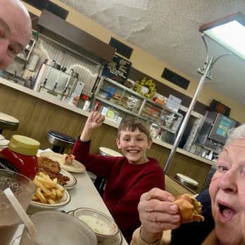 Jimmy's Quick Lunch - Hot dogs, gravy and cheese fries, cheese burger, coconut custard pie, chocolate shake, potato cakes, a whole lot of yum! - Hot Dogs Near Me - Hazleton, Pennsylvania