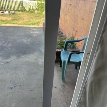 Vacasa - No window screens - Vacation Rentals Near Me Vacasa - No window screens - Vacation Rentals Near Me