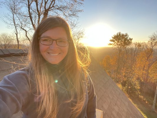 The Roofing Rose Logo