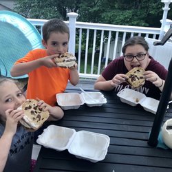 Atomic Blonde Icecream - Ice cream cookie sandwiches