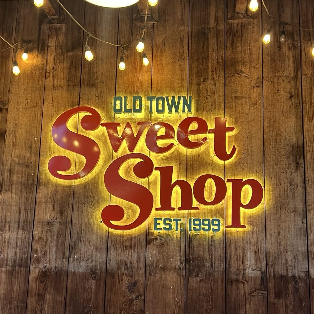 Old Town Sweet Shop - Signage - Candy Stores Near Me - Temecula, California