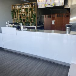 Boba House Express & Pho Life - Front register