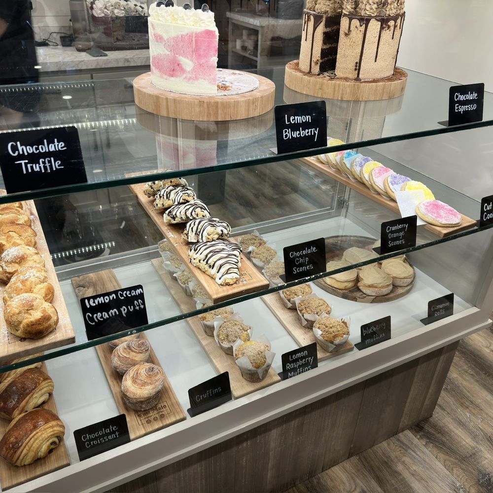 East Main Kitchen - Dessert Selection - American Near Me - Baltic, Ohio East Main Kitchen - Dessert Selection - American Near Me - Baltic, Ohio