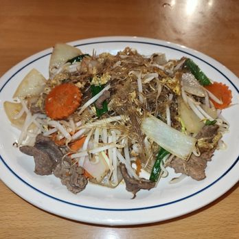 5 R Cha Thai Bistro - Pan woo Sen with almost zero noodles?! Boooo - Thai Near Me - Mesa, Arizona