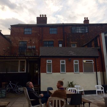 Gunmakers Arms - Out back. - Pubs Near Me - Birmingham, XWM Gunmakers Arms - Out back. - Pubs Near Me - Birmingham, XWM