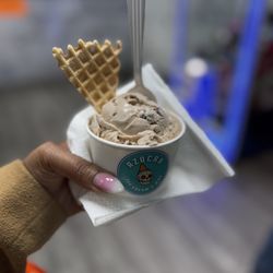 Azúcar Ice Cream y Más - Ferrero rocher icecream