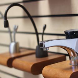 Van’s Plumbing & Electric