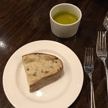 Flannel - Warm Rosemary garlic bread and olive oil - New American Near Me - Stowe, Vermont