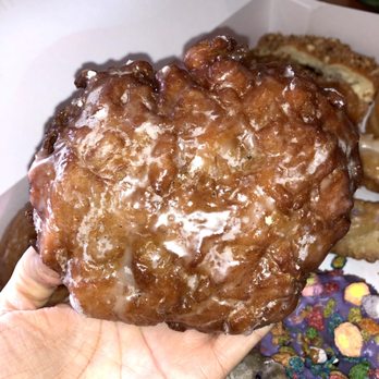 Gurnee Donuts - Apple fritter - Donuts Near Me - Gurnee, Illinois Gurnee Donuts - Apple fritter - Donuts Near Me - Gurnee, Illinois
