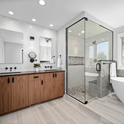 Luxurious Construction - Tried of looking at the old bathroom thinking about some designs that could look good, give is a call we can turn those ideas into reality!