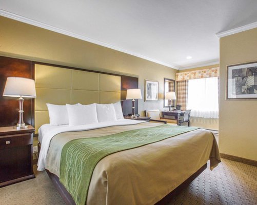 Comfort Inn Carmel By the Sea by null