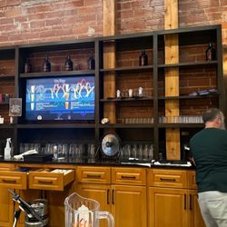 Madhopper Brewing - Bar Area
