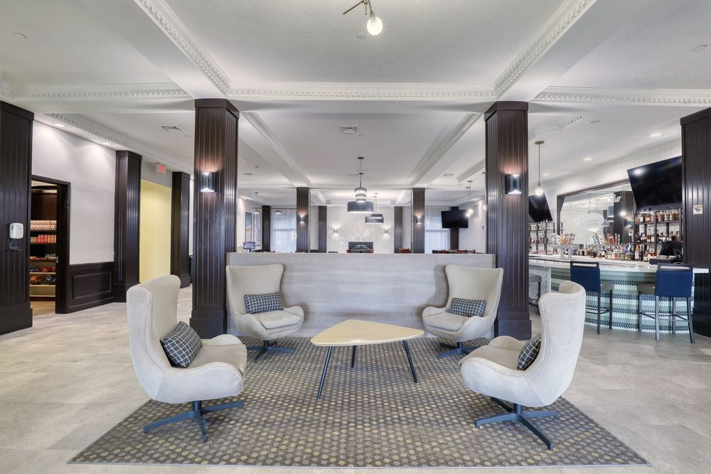 Holiday Inn & Suites Madison West - wedding in Madison, WI