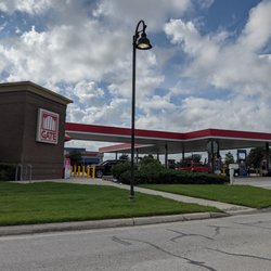 Gate Petroleum - Outside