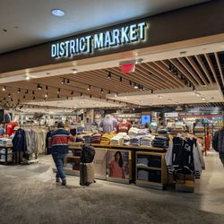 District Market - Entrance