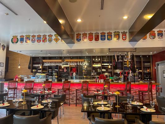 Casa España Tapas Y Vinos by null