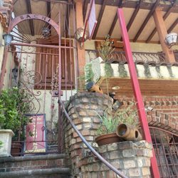Bachi Hair Salon & Spa - Front door