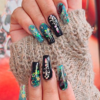 Amazing Nails & Spa - Nail Salons Near Me - Tracy, California