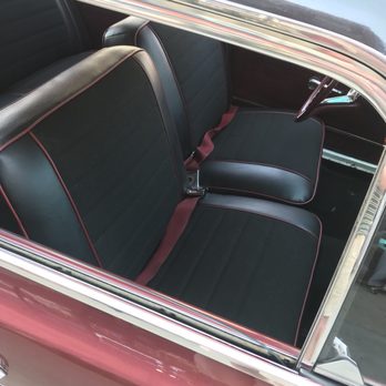 J.D. Upholstery - Furniture Reupholstery Near Me - Chicago, Illinois