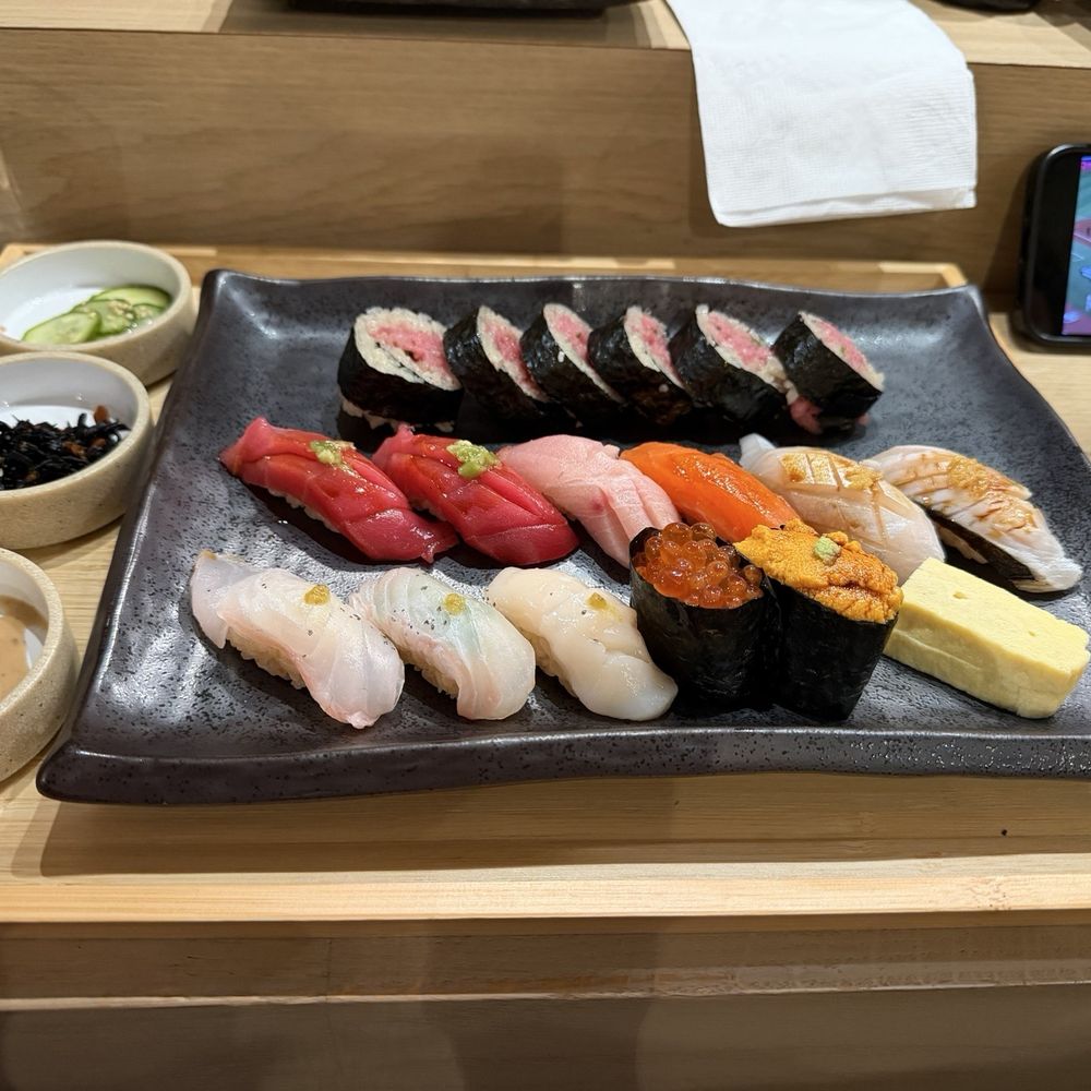 Akami Sushi - Sushi premium set - Sushi Bars Near Me - Arcadia, California
