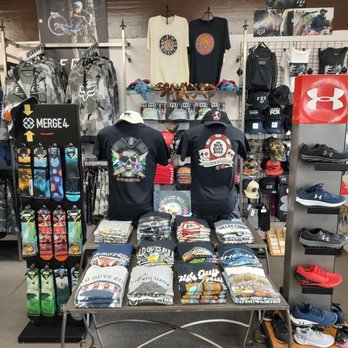 Breezy Beach Clothing - Accessories Near Me - Ocean Shores, Washington Breezy Beach Clothing - Accessories Near Me - Ocean Shores, Washington