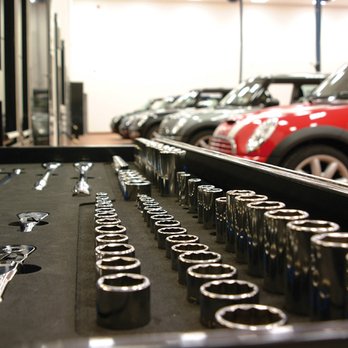Twins Houston Autowerks - Body Shops Near Me - Houston, Texas Twins Houston Autowerks - Body Shops Near Me - Houston, Texas