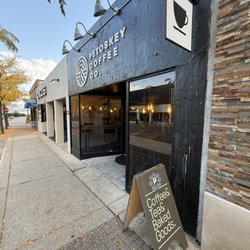 Petoskey Coffee - Exterior