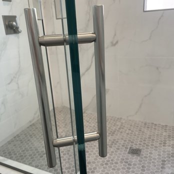 Davis Glass & Mirror - Windows Installation Near Me - Las Vegas, Nevada Davis Glass & Mirror - Windows Installation Near Me - Las Vegas, Nevada