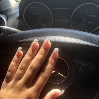 TM Nails - Glitter nail - Nail Salons Near Me - Anaheim, California