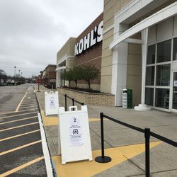 Kohl's - COVID-19 procedures for online pickup orders.