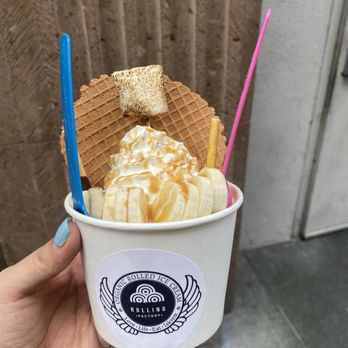 Rolling Factory - You & I - Organic French vanilla base, Almond & banana Mix-in, Banana topping - Ice Cream & Frozen Yogurt Near Me - Glendale, California