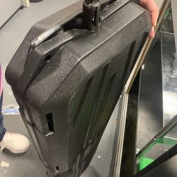 Sportsmans Outdoor Superstore - Poor shipping. They sent the gun with muzzle break sticking oustide the box.