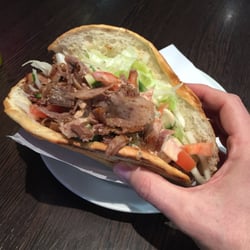 Salli's - Döner Kebap im Fladenbrot